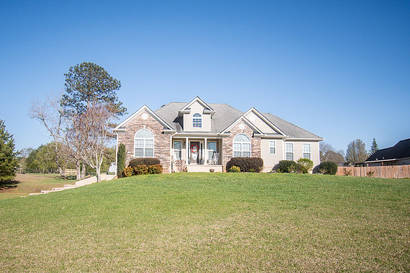 Exterior 1